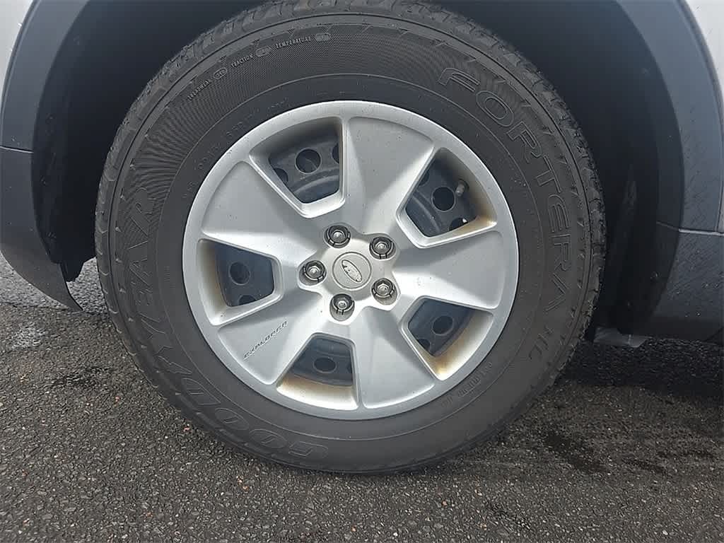 Thumbnail: 2014 Ford Explorer - 8