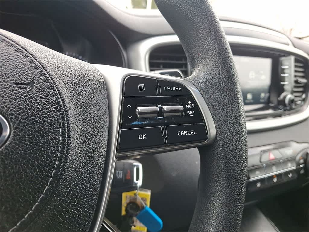 Thumbnail: 2019 Kia Sorento - 18