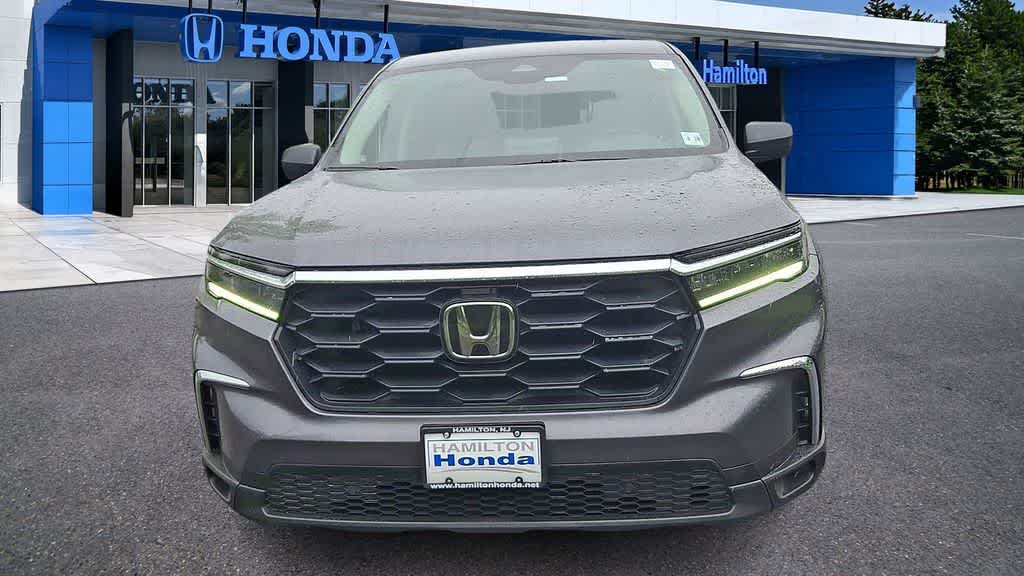 Thumbnail: 2023 Honda Pilot - 3