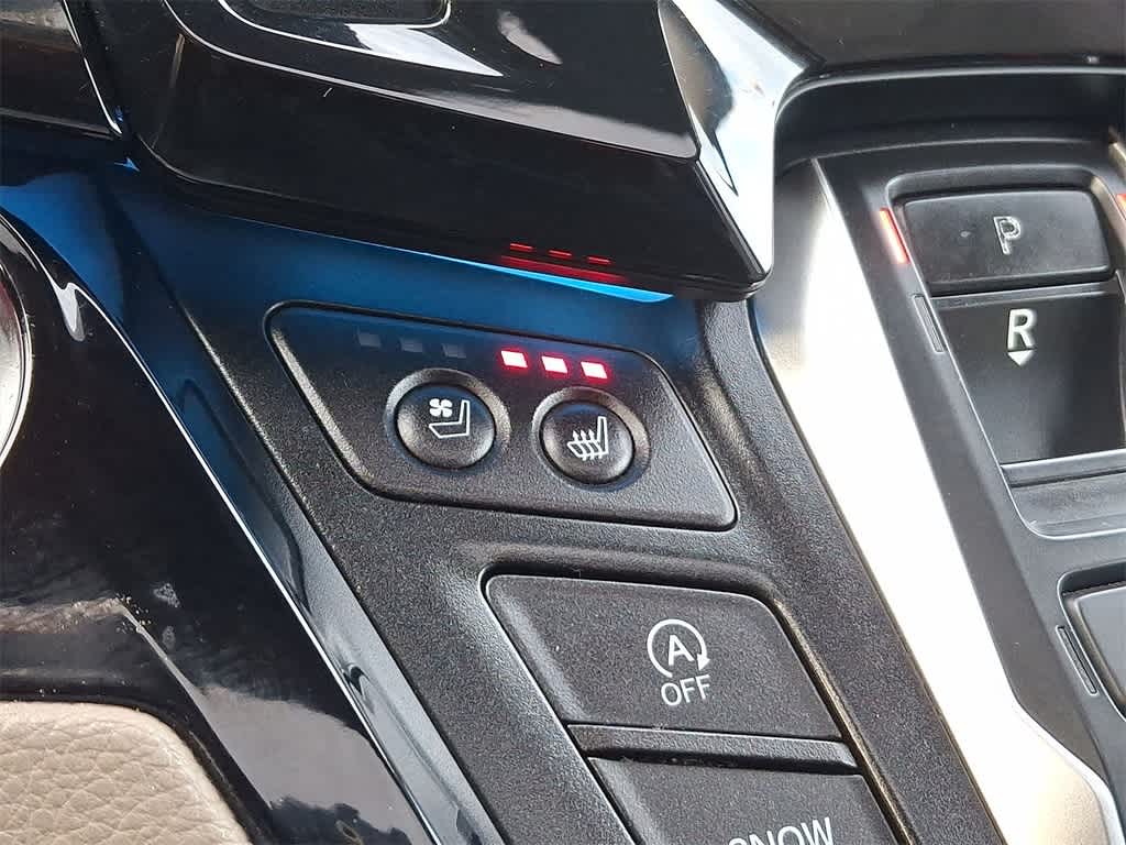 Thumbnail: 2018 Honda Odyssey - 18