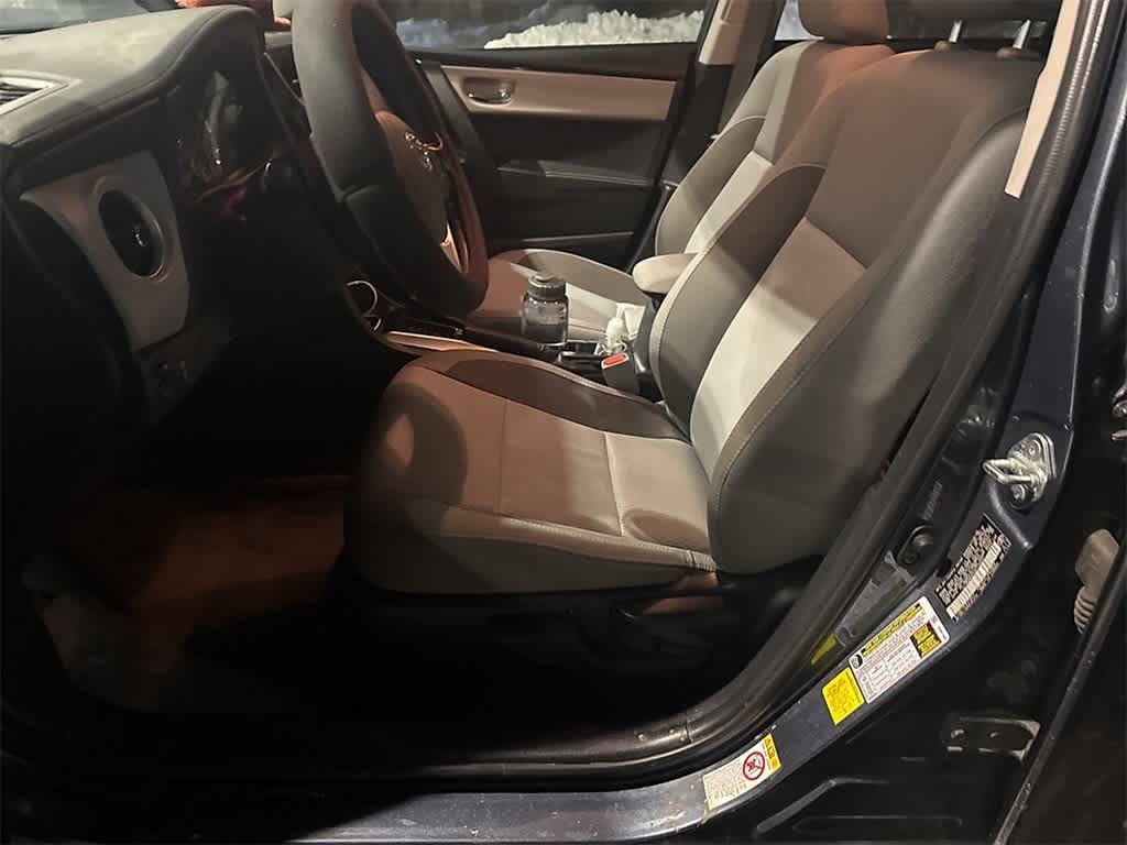 Thumbnail: 2017 Toyota Corolla - 8