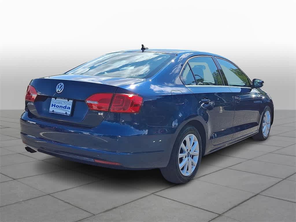 Thumbnail: 2014 Volkswagen Jetta - 22