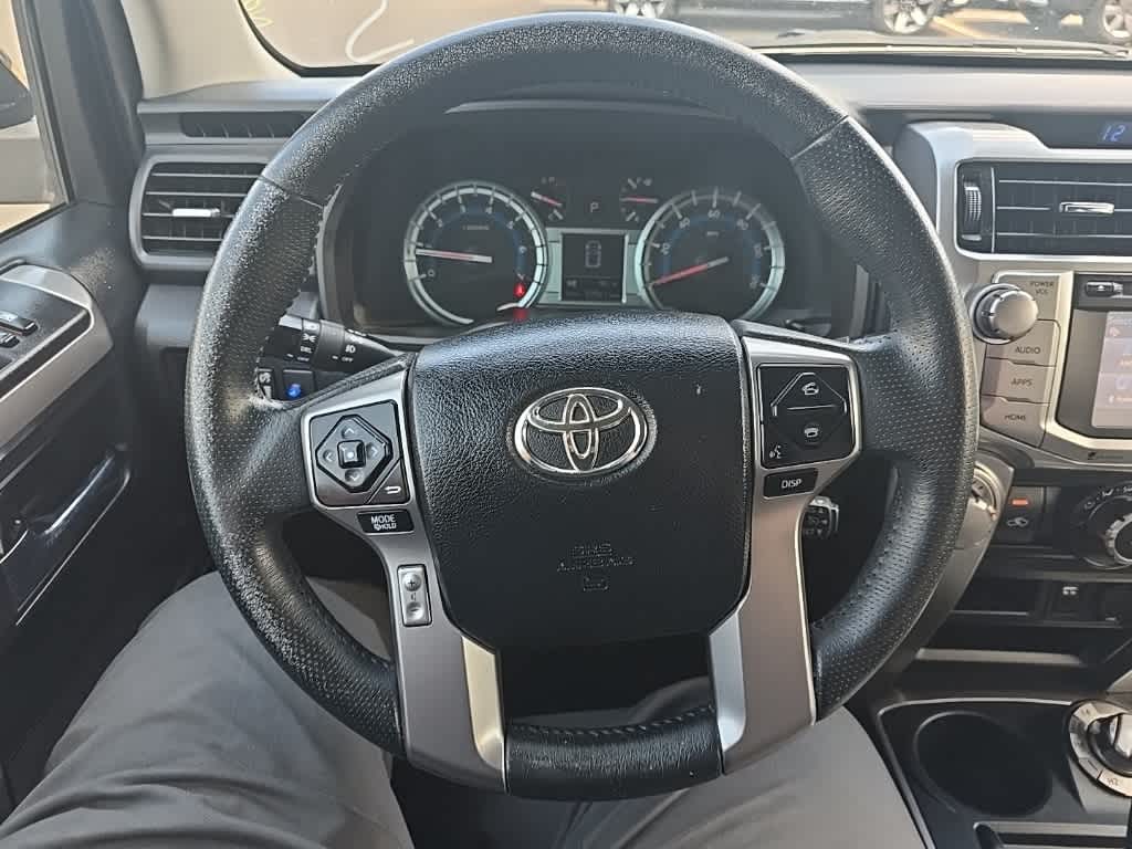 2015 Toyota 4Runner SR5 18