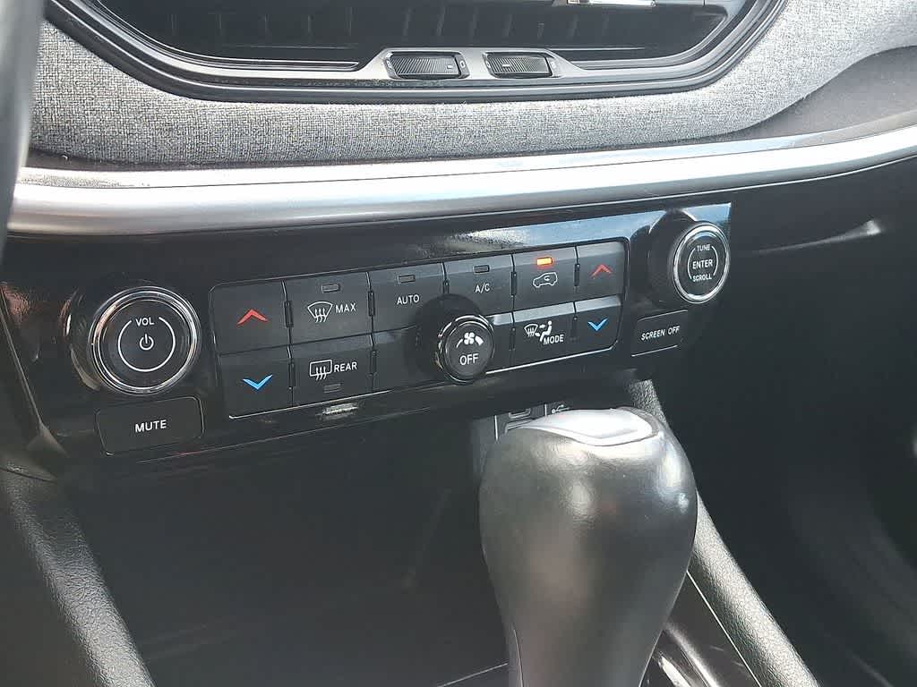 Thumbnail: 2022 Jeep Compass - 19