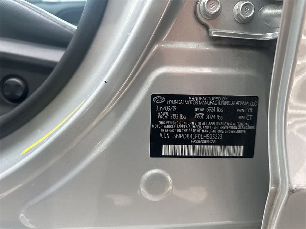 Thumbnail: 2020 Hyundai Elantra - 8