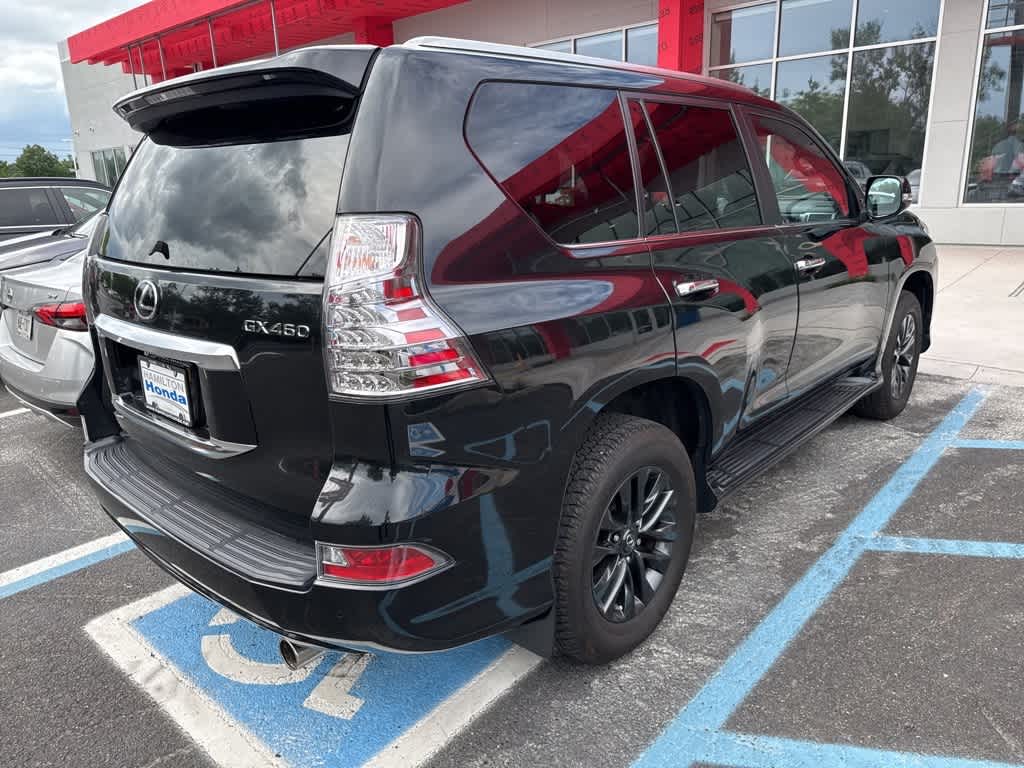 Thumbnail: 2022 Lexus GX - 4