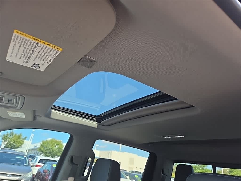 Thumbnail: 2019 Chevrolet Silverado 1500 - 12