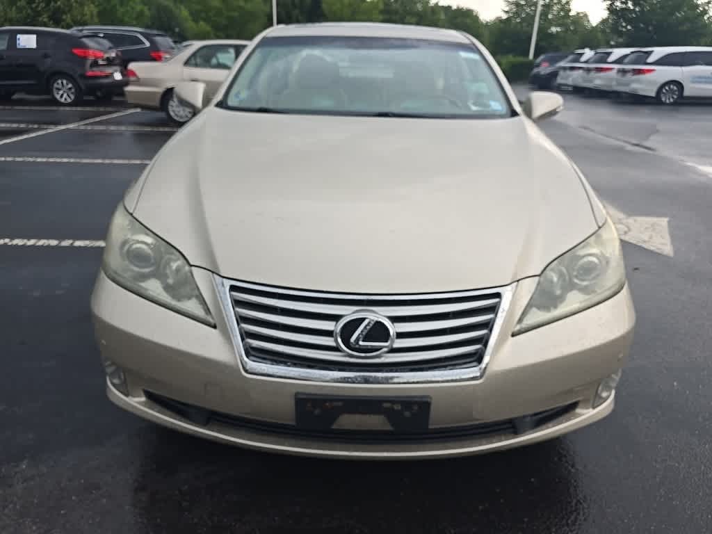Thumbnail: 2011 Lexus ES - 2