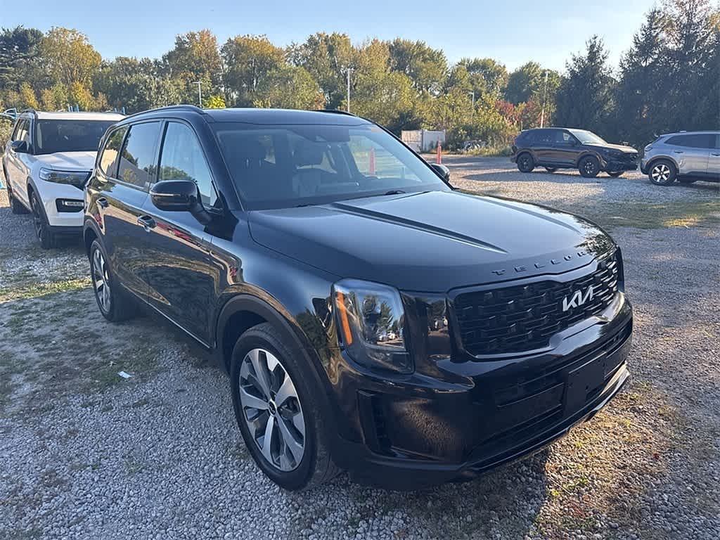 Thumbnail: 2022 Kia Telluride - 3