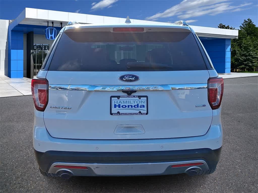 Thumbnail: 2017 Ford Explorer - 23