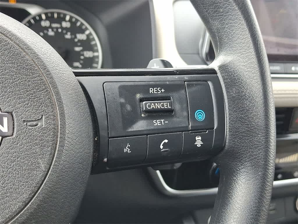 Thumbnail: 2023 Nissan Rogue - 18