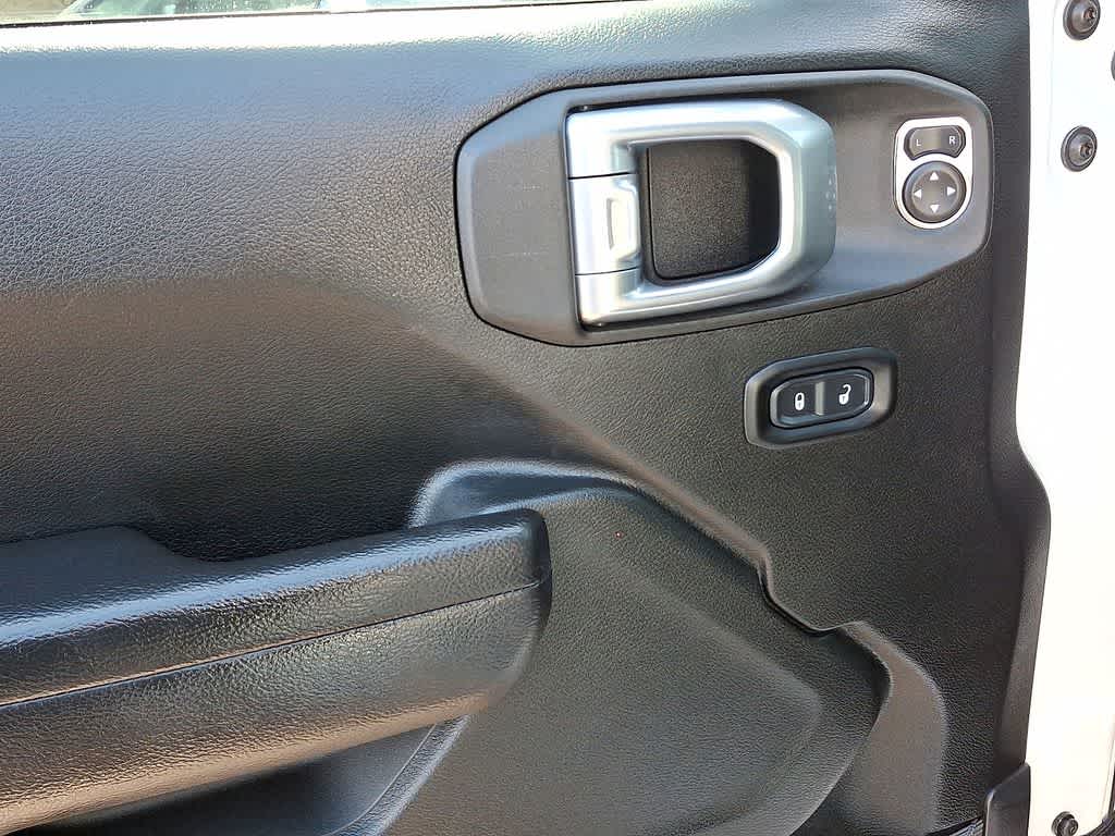 Thumbnail: 2023 Jeep Wrangler - 10