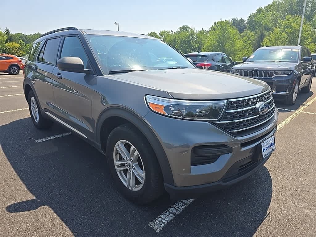 Thumbnail: 2022 Ford Explorer - 3