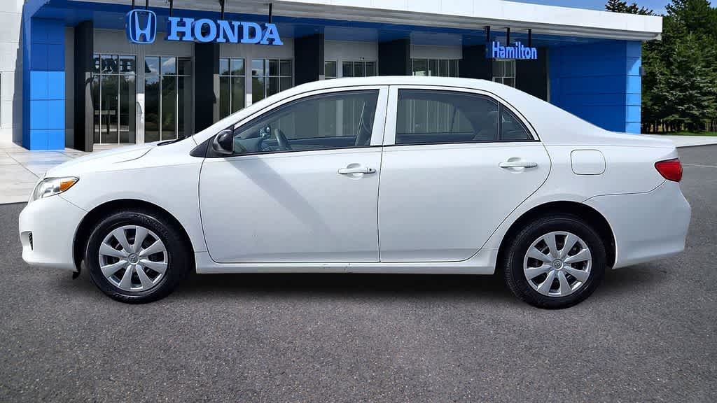 Thumbnail: 2010 Toyota Corolla - 5