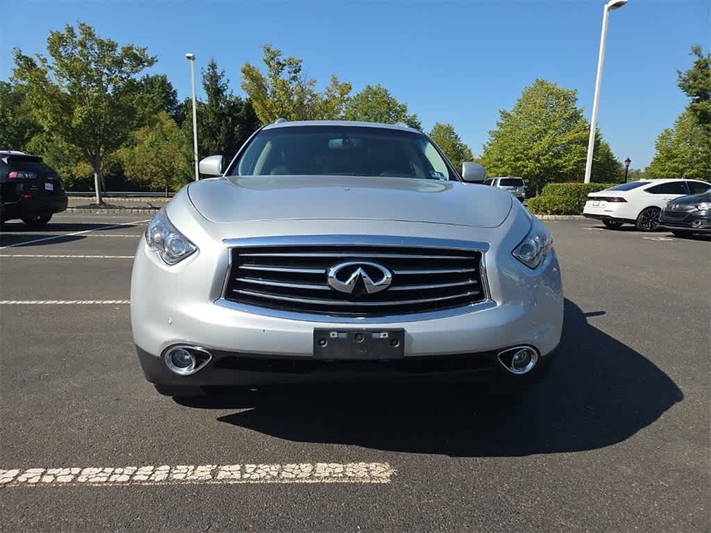 Thumbnail: 2014 INFINITI QX70 - 2