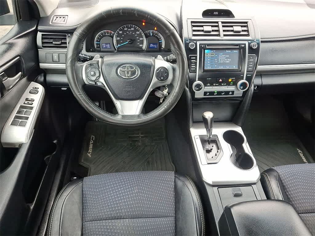 Thumbnail: 2013 Toyota Camry - 21