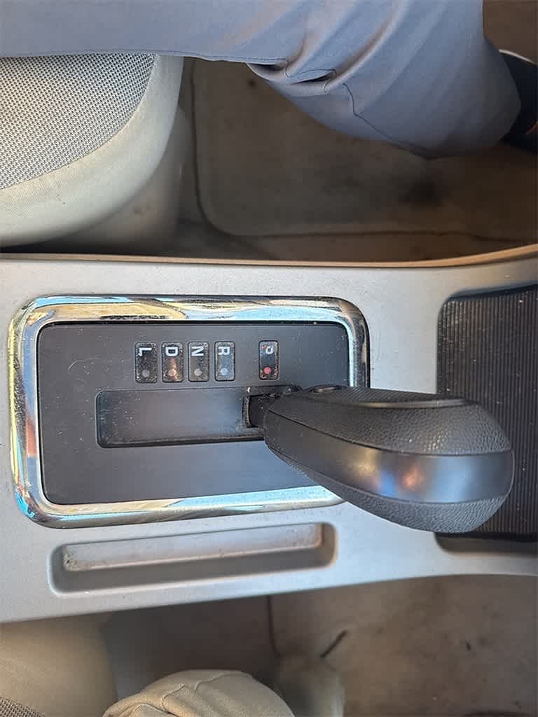 Thumbnail: 2010 Ford Escape - 18