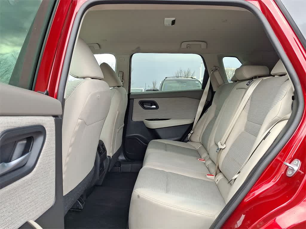 Thumbnail: 2023 Nissan Rogue - 20