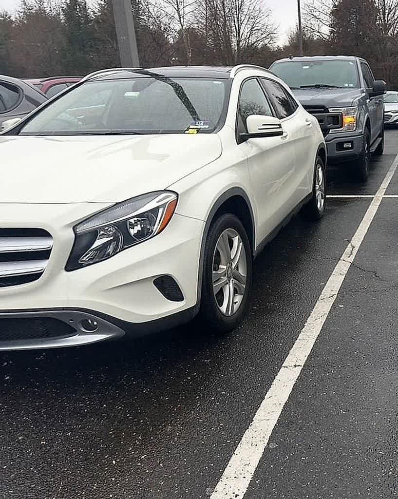 Thumbnail: 2016 Mercedes-Benz GLA - 30
