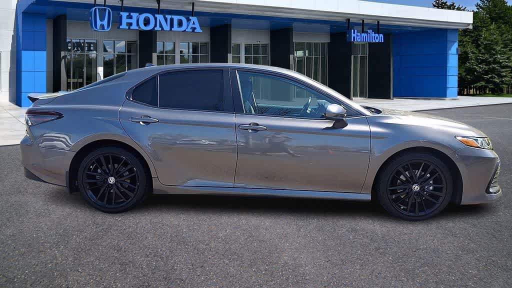 Thumbnail: 2023 Toyota Camry - 9