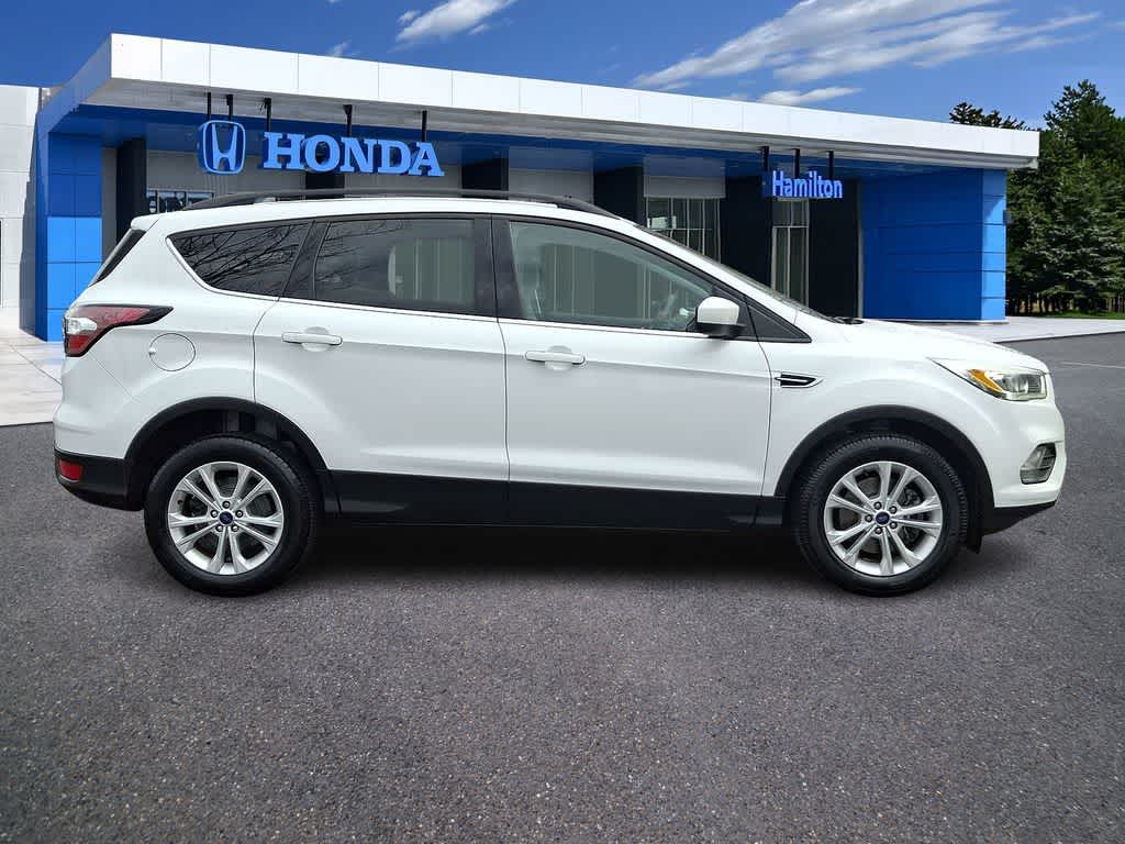 Thumbnail: 2017 Ford Escape - 25