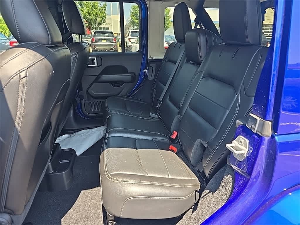 Thumbnail: 2020 Jeep Wrangler - 7