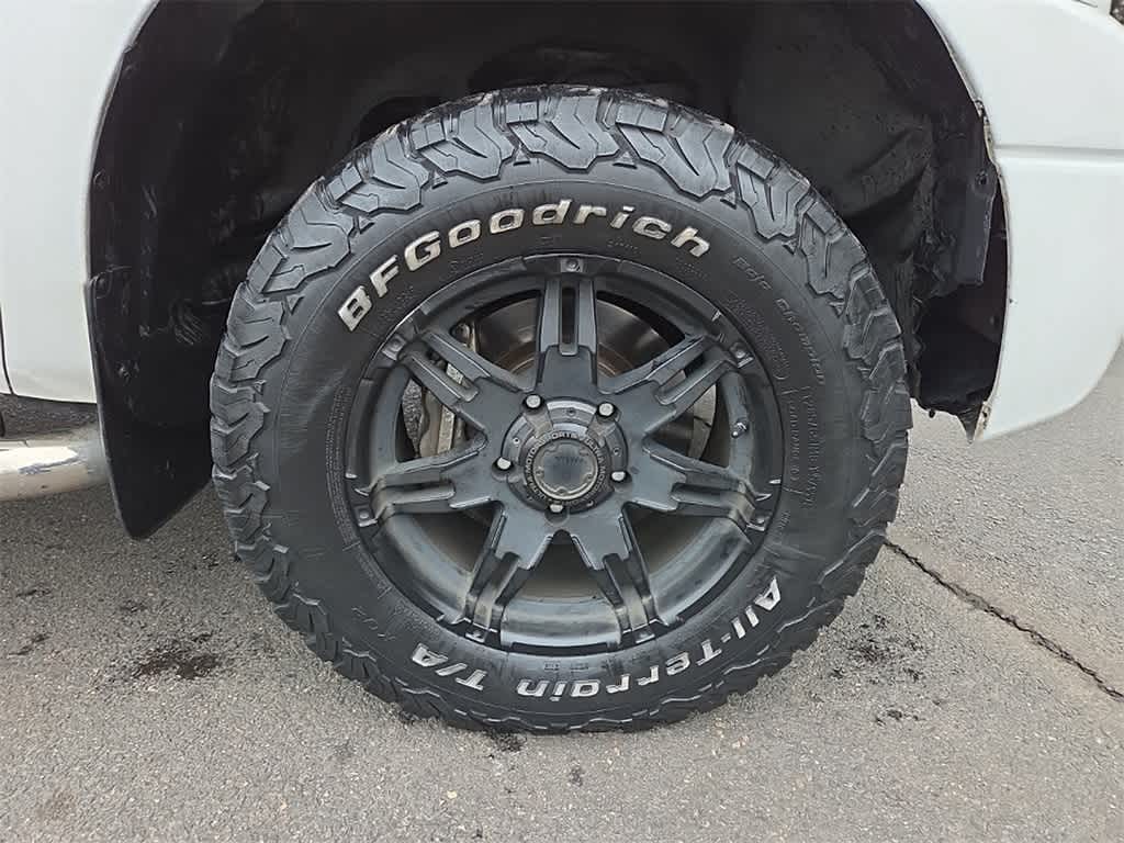 Thumbnail: 2010 Toyota Tundra - 8