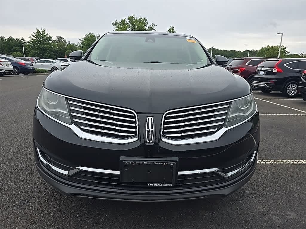 Thumbnail: 2017 Lincoln MKX - 2