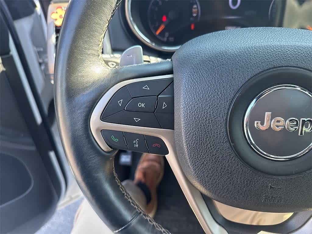 Thumbnail: 2015 Jeep Grand Cherokee - 11