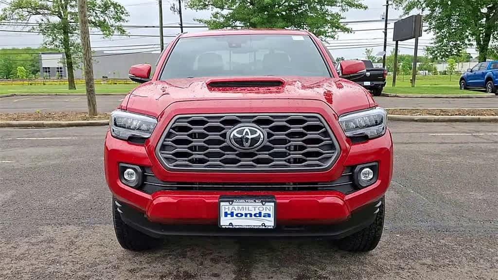 2021 Toyota Tacoma TRD Sport 3