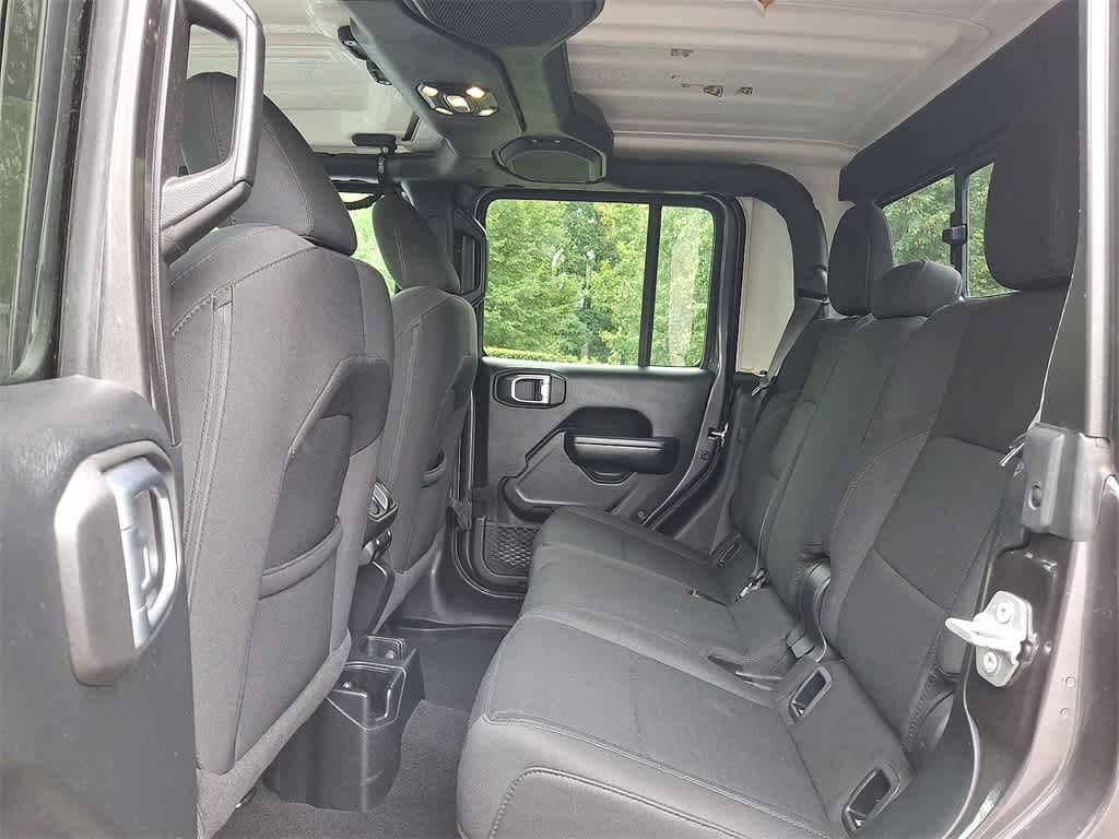 Thumbnail: 2021 Jeep Gladiator - 20