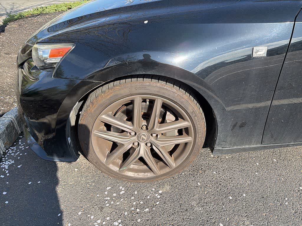 Thumbnail: 2014 Lexus IS - 11