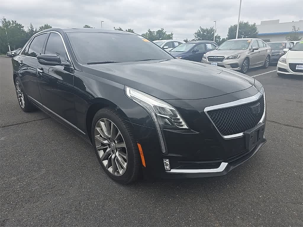 Thumbnail: 2017 Cadillac CT6 - 3