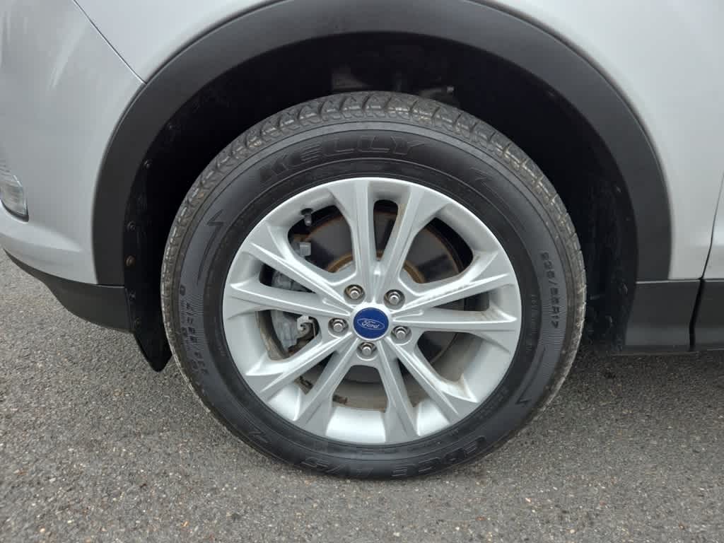 Thumbnail: 2017 Ford Escape - 10