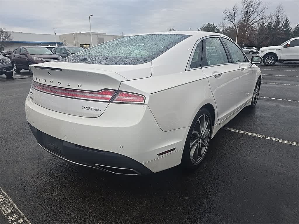 Thumbnail: 2019 Lincoln MKZ - 4