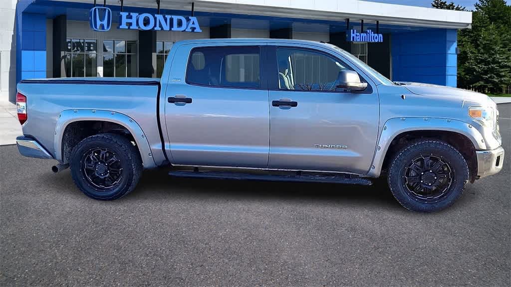 Thumbnail: 2014 Toyota Tundra - 9