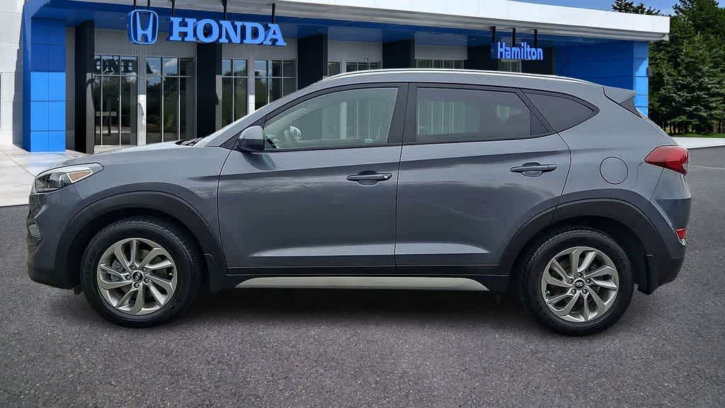 Thumbnail: 2017 Hyundai Tucson - 5