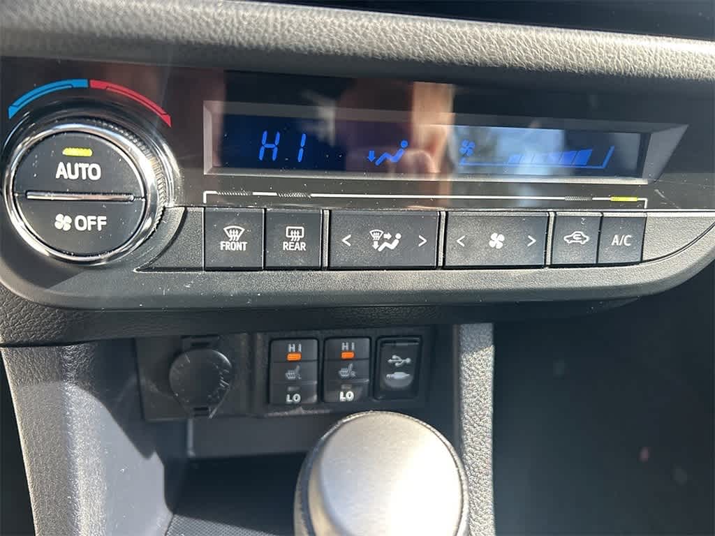 Thumbnail: 2014 Toyota Corolla - 20