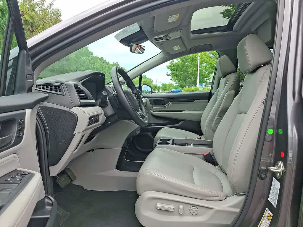 Thumbnail: 2019 Honda Odyssey - 11