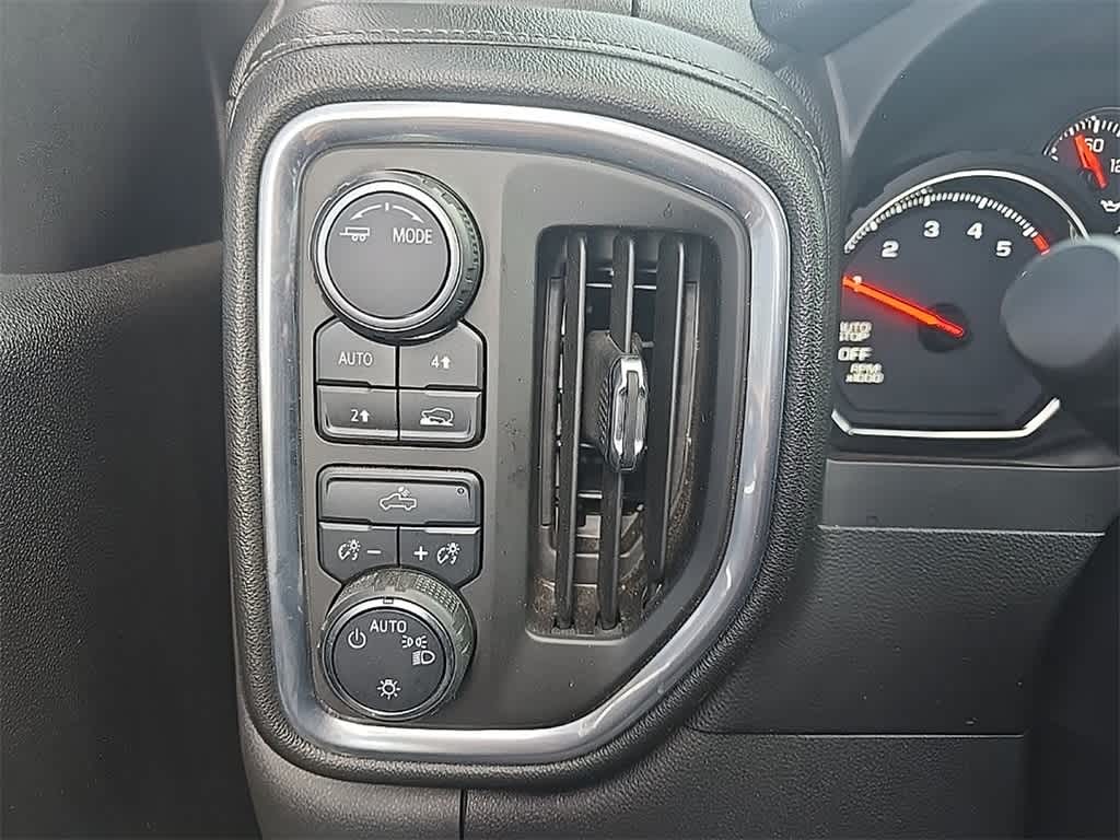 Thumbnail: 2020 Chevrolet Silverado 1500 - 15