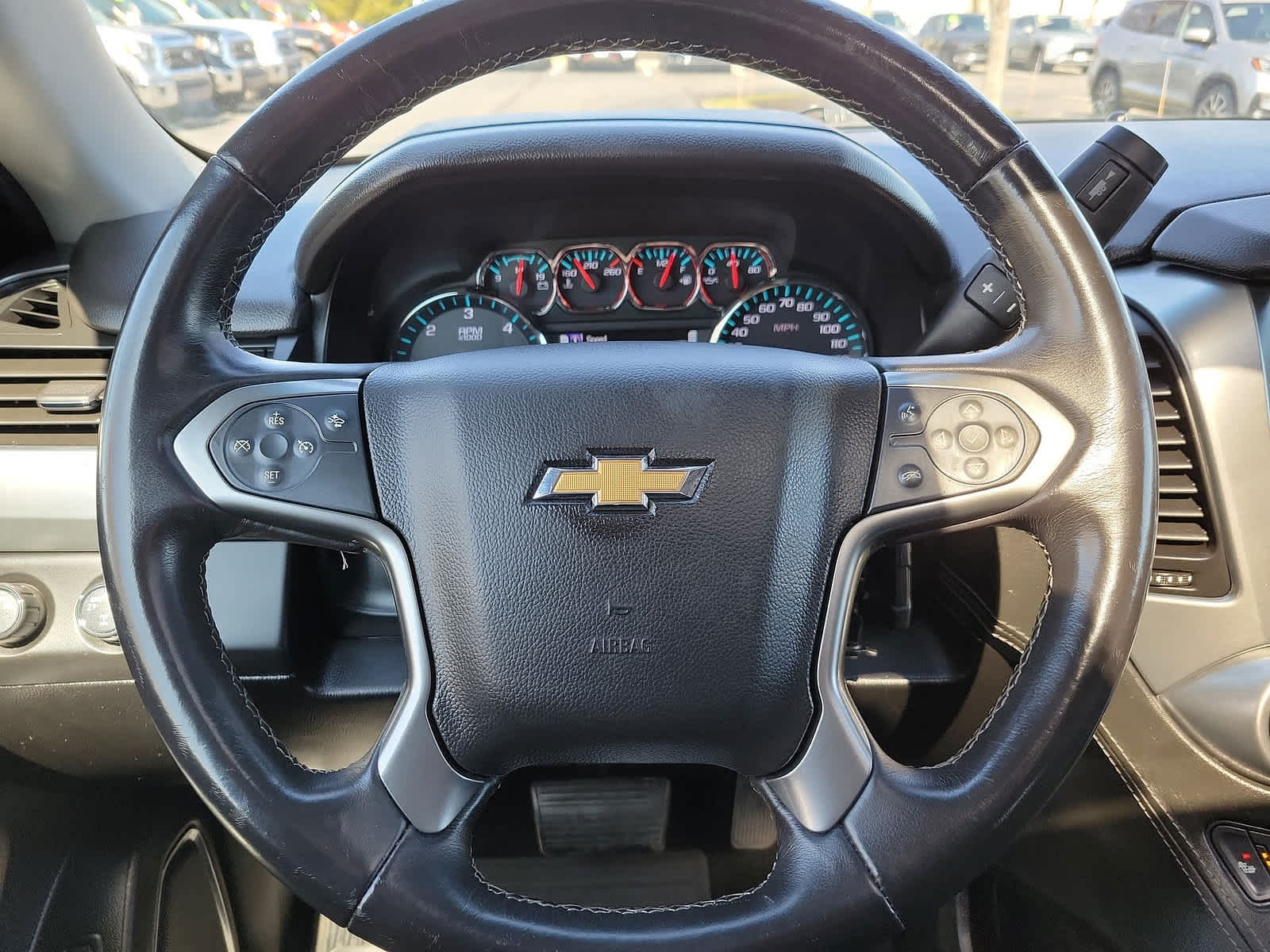 2018 Chevrolet Suburban LT 16