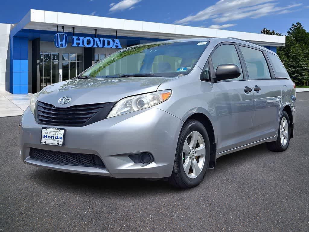 2013 Toyota Sienna L -
                  Hamilton, NJ