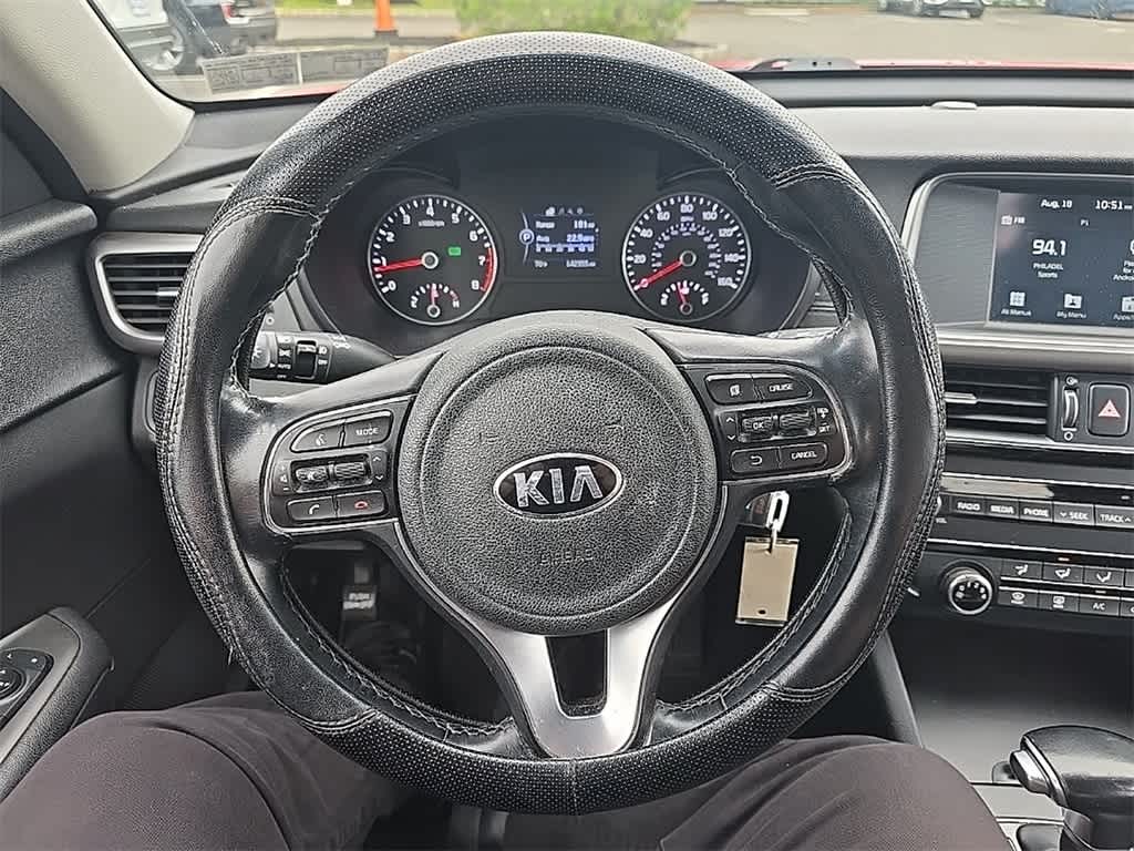Thumbnail: 2018 Kia Optima - 11