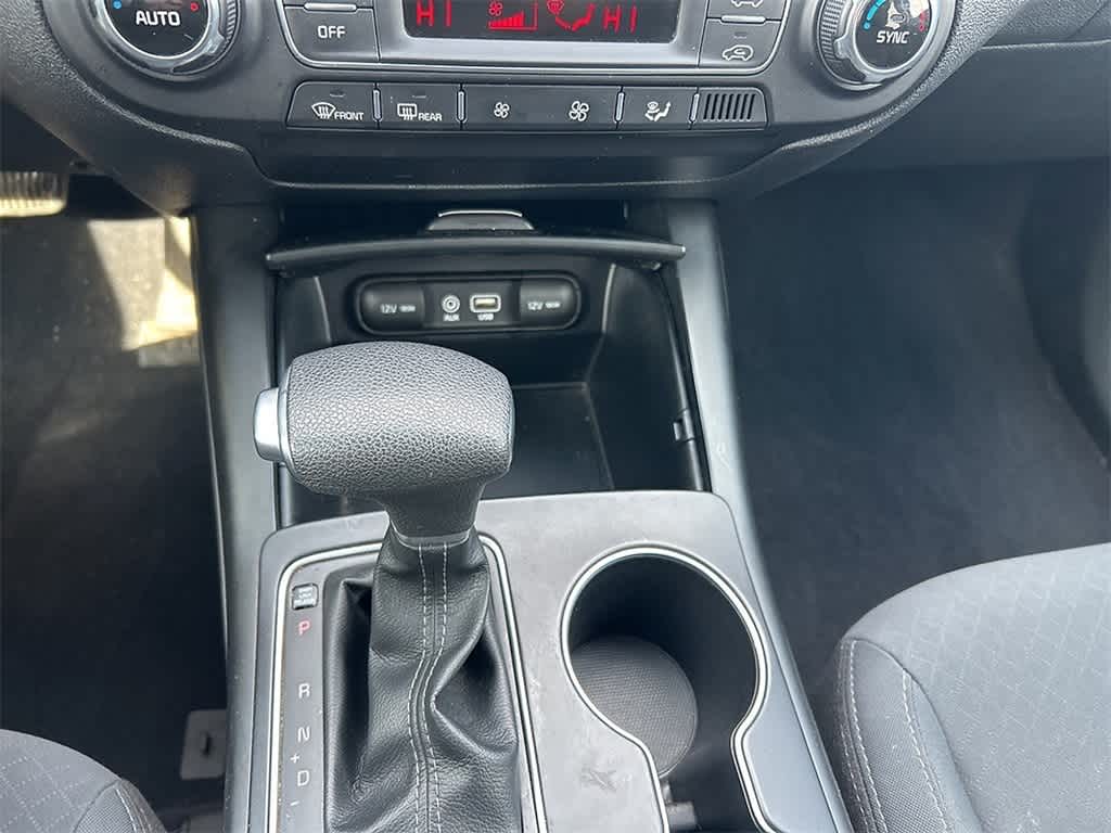 Thumbnail: 2019 Kia Sorento - 19