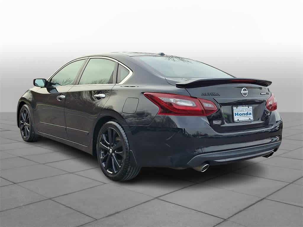 Thumbnail: 2018 Nissan Altima - 22