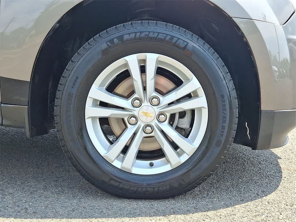 Thumbnail: 2010 Chevrolet Equinox - 25
