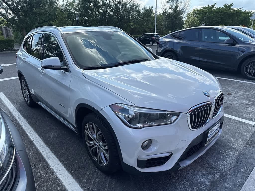 Thumbnail: 2017 BMW X1 - 3