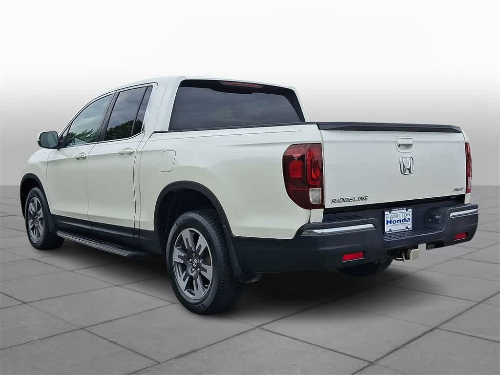 Thumbnail: 2017 Honda Ridgeline - 22