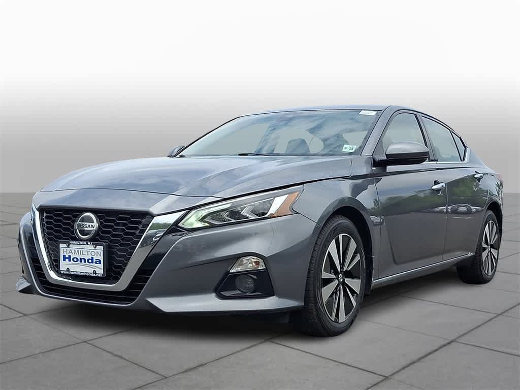 Thumbnail: 2020 Nissan Altima - 1