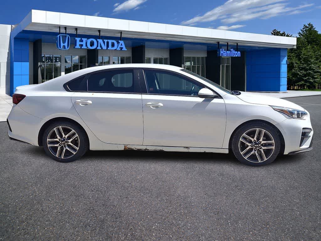 Thumbnail: 2019 Kia Forte - 25